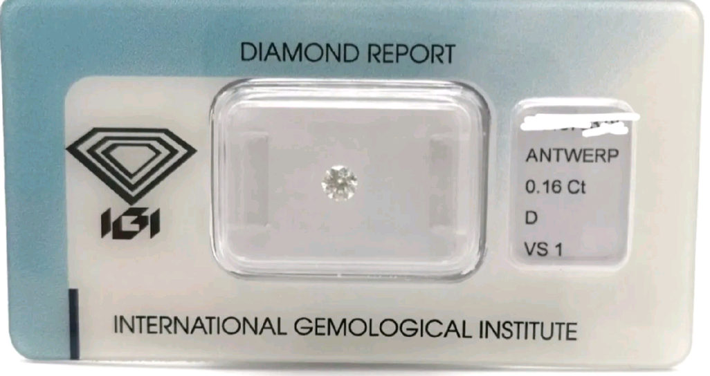 Diamante natural certificado por IGI de 0,16 ct D VS1